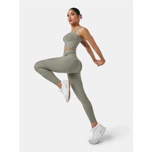 Fanka Body Sculpt Lift n Curve Leggings (Reversible Wear) Moon Mist Small